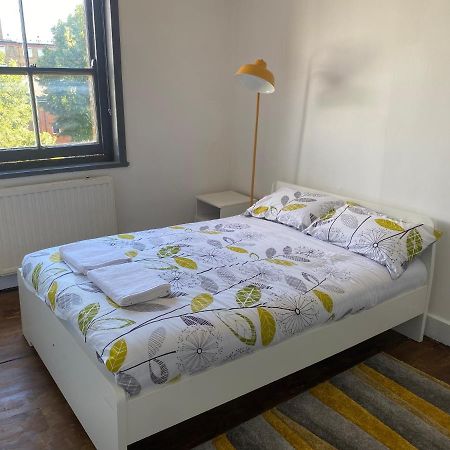 Double Room London Exterior photo